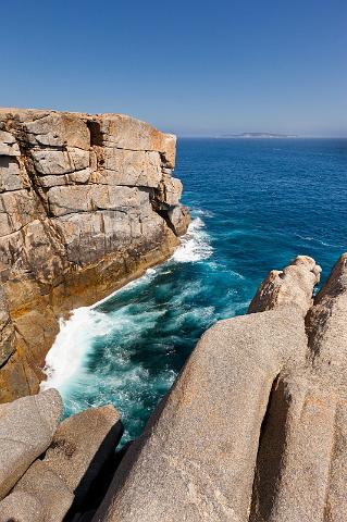 119 Torndirrup NP, the gap.jpg